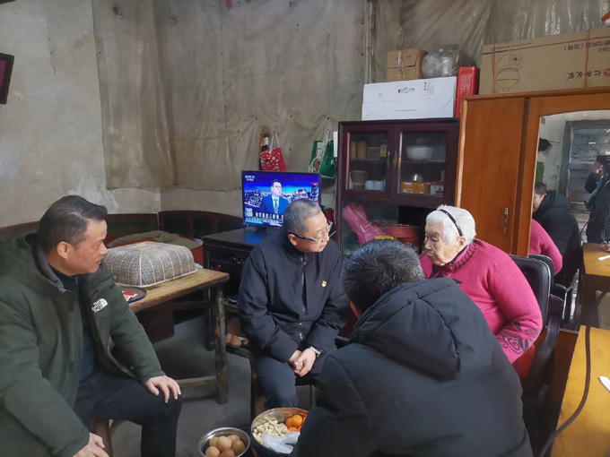 劉為民赴南昌一建公司走訪慰問困
